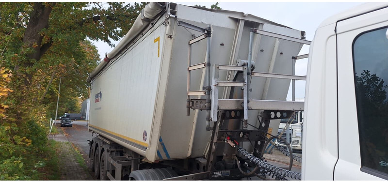 Schmitz Cargobull - Tipper semi-trailer: picture 3 Schmitz Cargobull - Tipper semi-trailer: picture 3