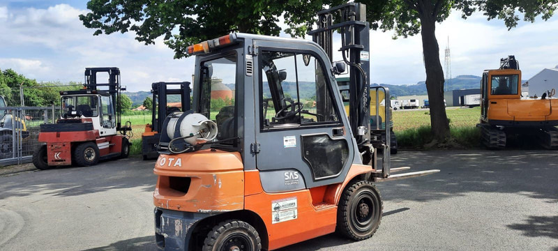 Toyota 42-7FGF20 - LPG forklift: picture 5 Toyota 42-7FGF20 - LPG forklift: picture 5