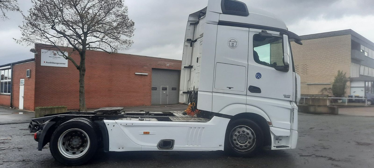 Mercedes-Benz 1845MP4 Euro:6 Vollausst. - Tractor unit: picture 5 Mercedes-Benz 1845MP4 Euro:6 Vollausst. - Tractor unit: picture 5