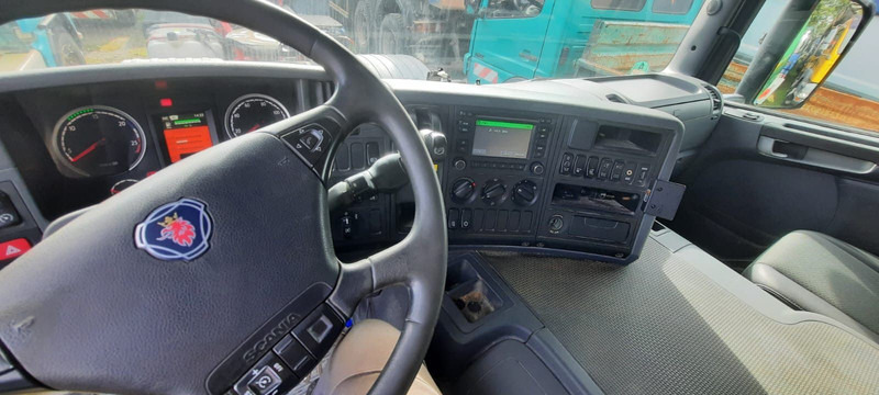 Scania P360 SZM - Tractor unit: picture 4 Scania P360 SZM - Tractor unit: picture 4