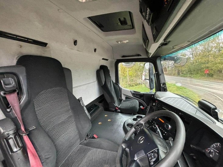 Refrigerator truck 2015 Mercedes Axor 2532 Refrigerated Truck SSJ Axor: picture 28