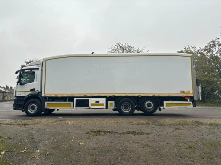 Refrigerator truck 2015 Mercedes Axor 2532 Refrigerated Truck SSJ Axor: picture 13