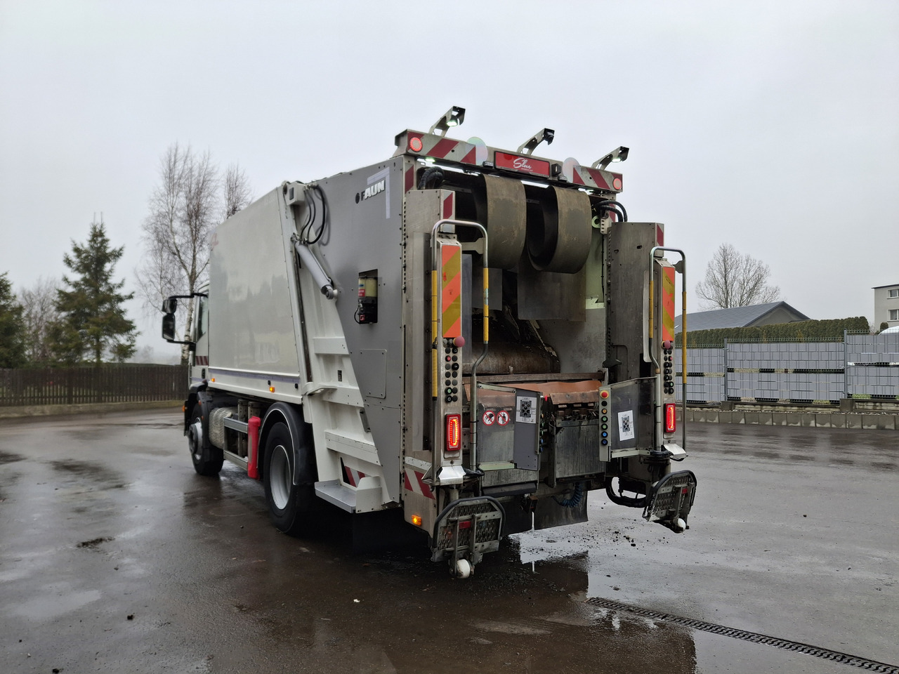 IVECO Śmieciarka IVECO Eurocargo 190EL28 EURO 6 Garbage Truck Mullwage - Garbage truck: picture 3 IVECO Śmieciarka IVECO Eurocargo 190EL28 EURO 6 Garbage Truck Mullwage - Garbage truck: picture 3