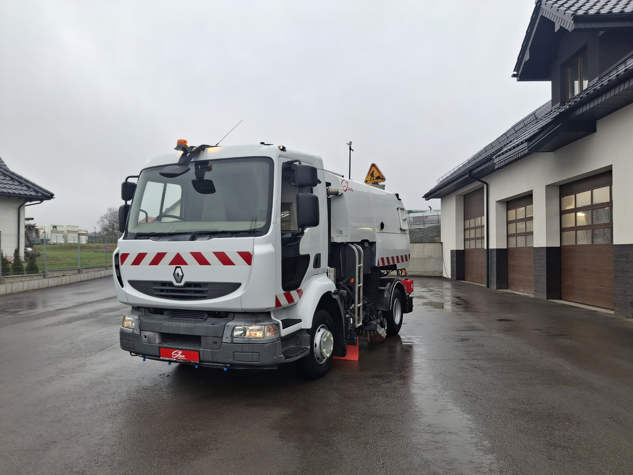 RENAULT Midlum 220 Zamiatarka Kehrmaschine Johnston 2 Motoren Szczotki L/R - Road sweeper: picture 2 RENAULT Midlum 220 Zamiatarka Kehrmaschine Johnston 2 Motoren Szczotki L/R - Road sweeper: picture 2