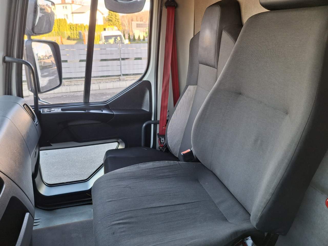 Garbage truck Renault D26 Śmieciarka Mullwagen Environnement VR5 LEV Euro 6: picture 27 Garbage truck Renault D26 Śmieciarka Mullwagen Environnement VR5 LEV Euro 6: picture 27