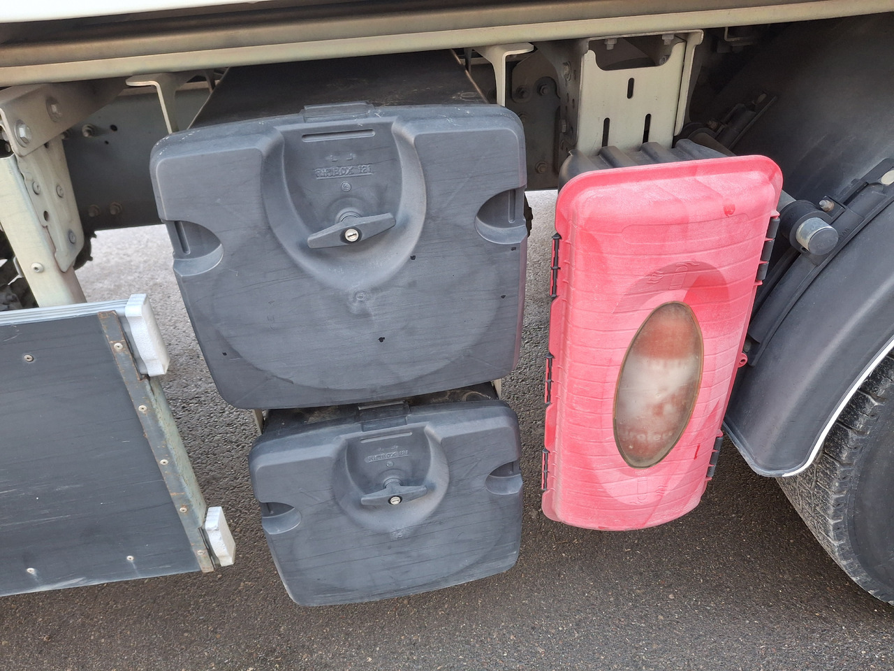 Garbage truck Renault D26 Śmieciarka Mullwagen Environnement VR5 LEV Euro 6: picture 11 Garbage truck Renault D26 Śmieciarka Mullwagen Environnement VR5 LEV Euro 6: picture 11