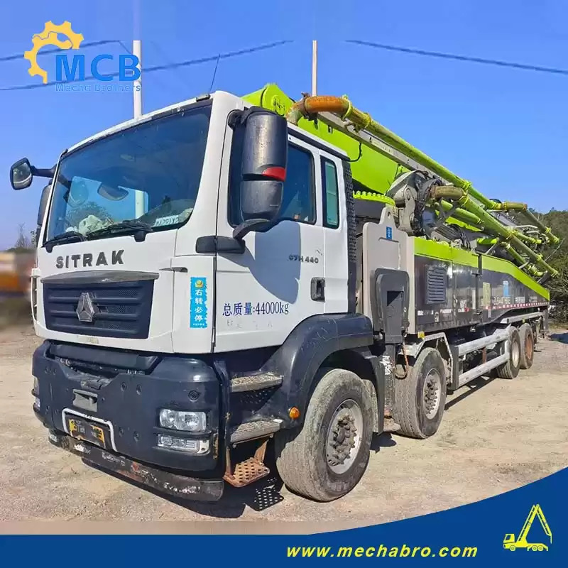 ZOOMLION ZLJ5440THBKF - Concrete pump truck: picture 1 ZOOMLION ZLJ5440THBKF - Concrete pump truck: picture 1