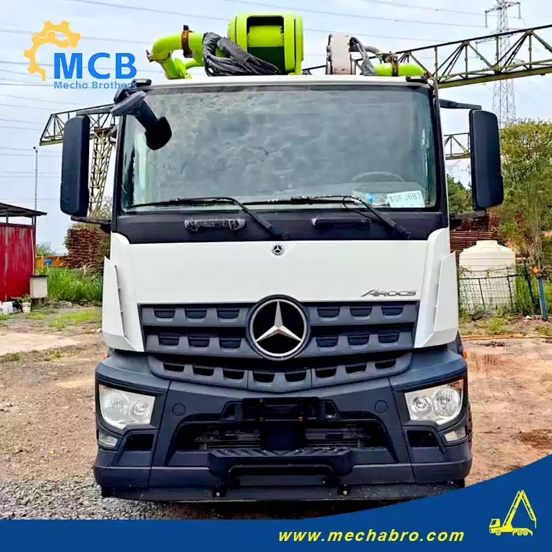 ZOOMLION ZLJ5441THBBE - Concrete pump truck: picture 2 ZOOMLION ZLJ5441THBBE - Concrete pump truck: picture 2