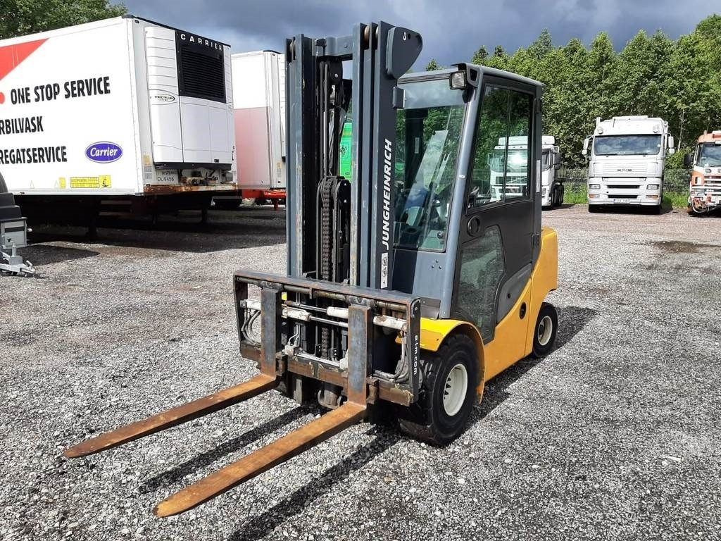 Jungheinrich DFG 430s 43kW - Diesel forklift: picture 1 Jungheinrich DFG 430s 43kW - Diesel forklift: picture 1