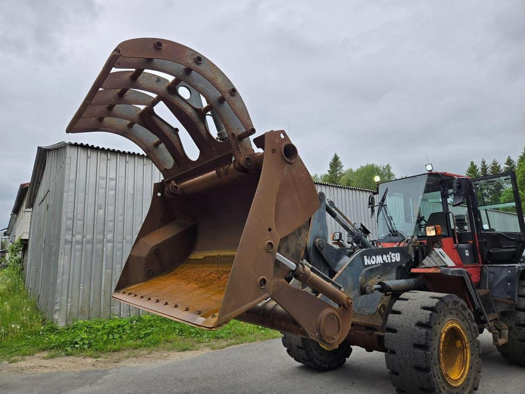 Komatsu WA200PZ-6 - Wheel loader: picture 5 Komatsu WA200PZ-6 - Wheel loader: picture 5