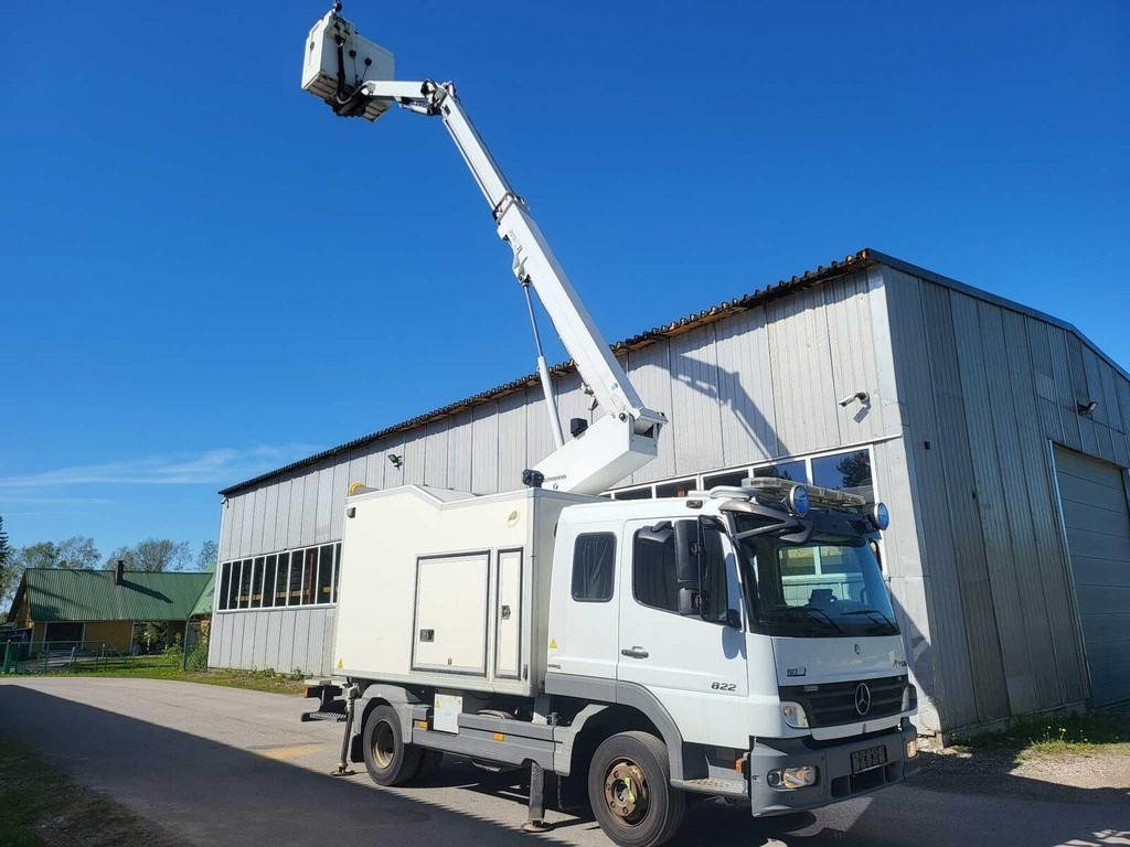 Mercedes-Benz ATEGO 822/ RUTHMANN STEIGER TK145 - Truck mounted aerial platform: picture 2 Mercedes-Benz ATEGO 822/ RUTHMANN STEIGER TK145 - Truck mounted aerial platform: picture 2