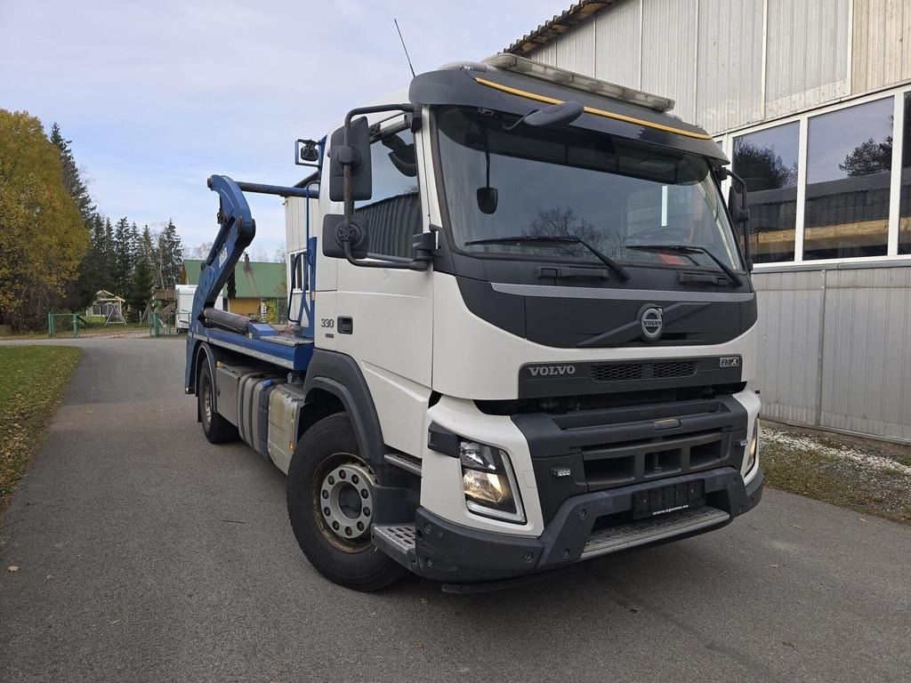 Volvo FMX340 4X2 JOAB 2 CONTAINERS  - Skip loader truck: picture 4 Volvo FMX340 4X2 JOAB 2 CONTAINERS  - Skip loader truck: picture 4