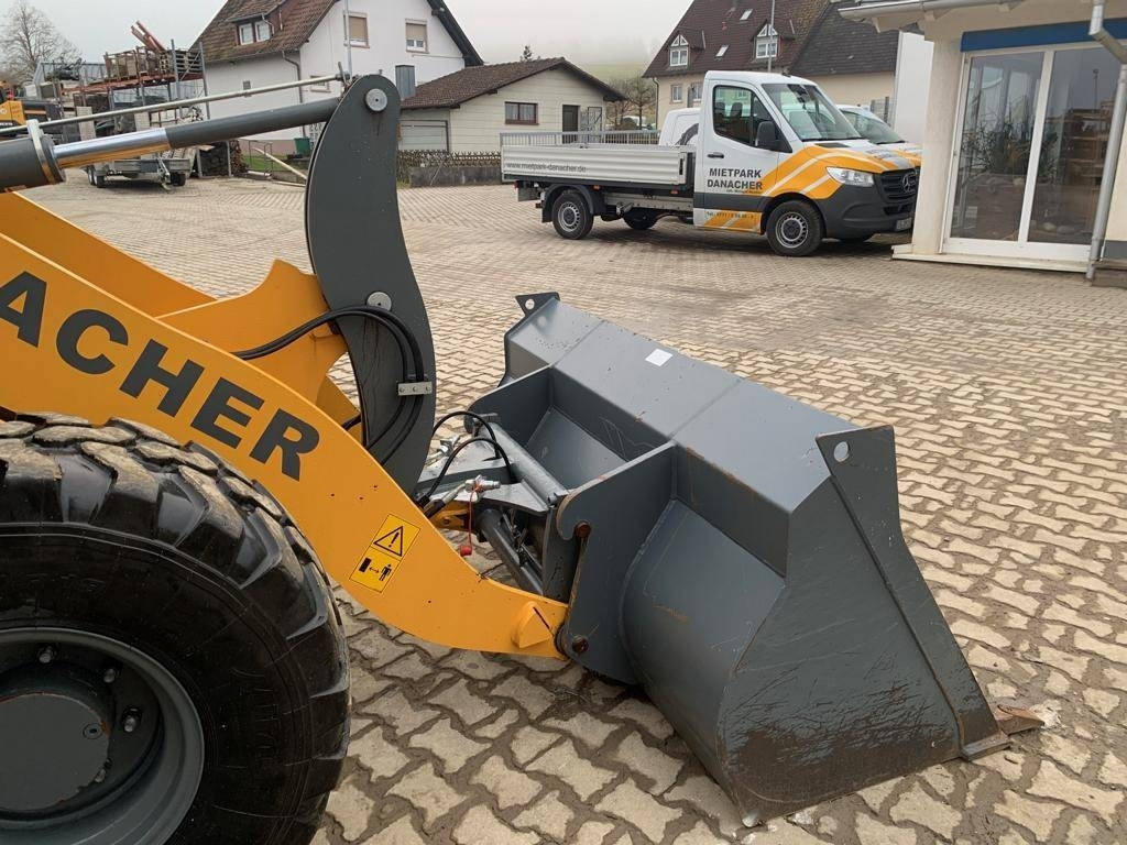 Wheel loader Liebherr L506 Compact G8.0-D ( 5x available ): picture 8