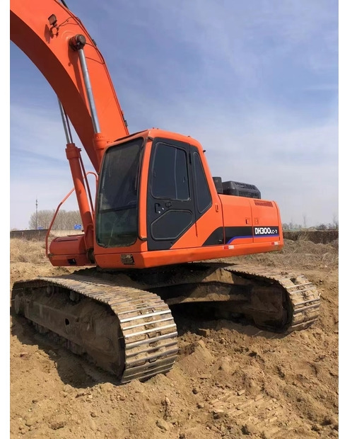 Crawler excavator 2019 Doosan DH300: picture 8