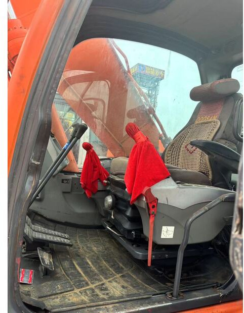 2022 Doosan DX225-9 - Crawler excavator: picture 2 2022 Doosan DX225-9 - Crawler excavator: picture 2
