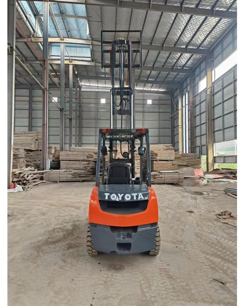 2022 Toyota FD30 - Forklift: picture 5 2022 Toyota FD30 - Forklift: picture 5