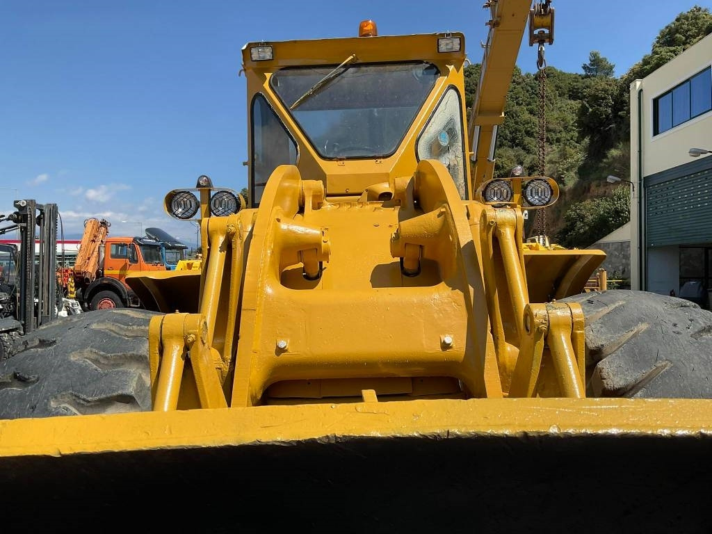 Wheel loader CAT 966C: picture 17