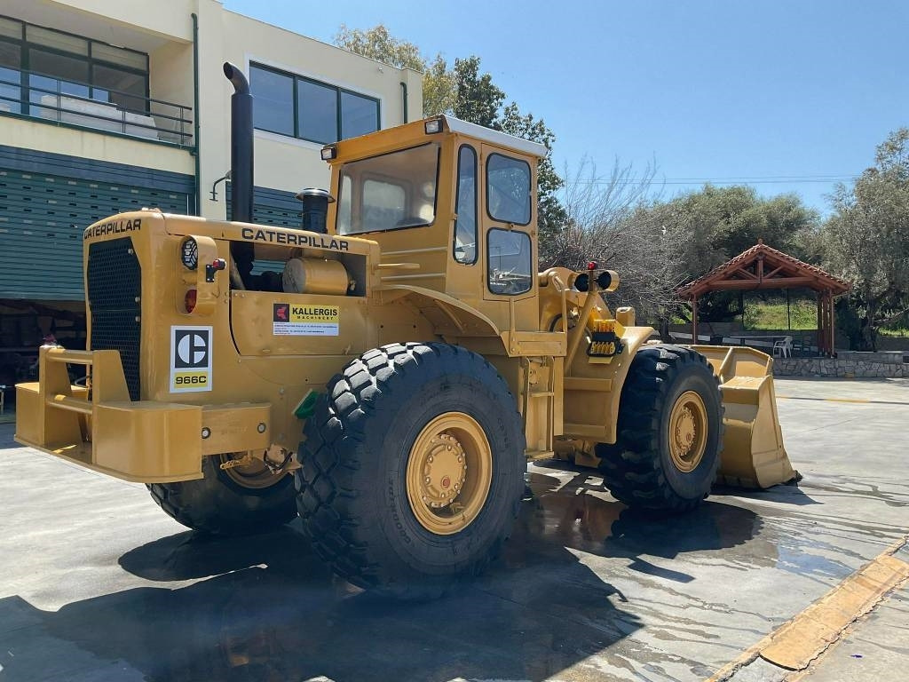 Wheel loader CAT 966C: picture 14