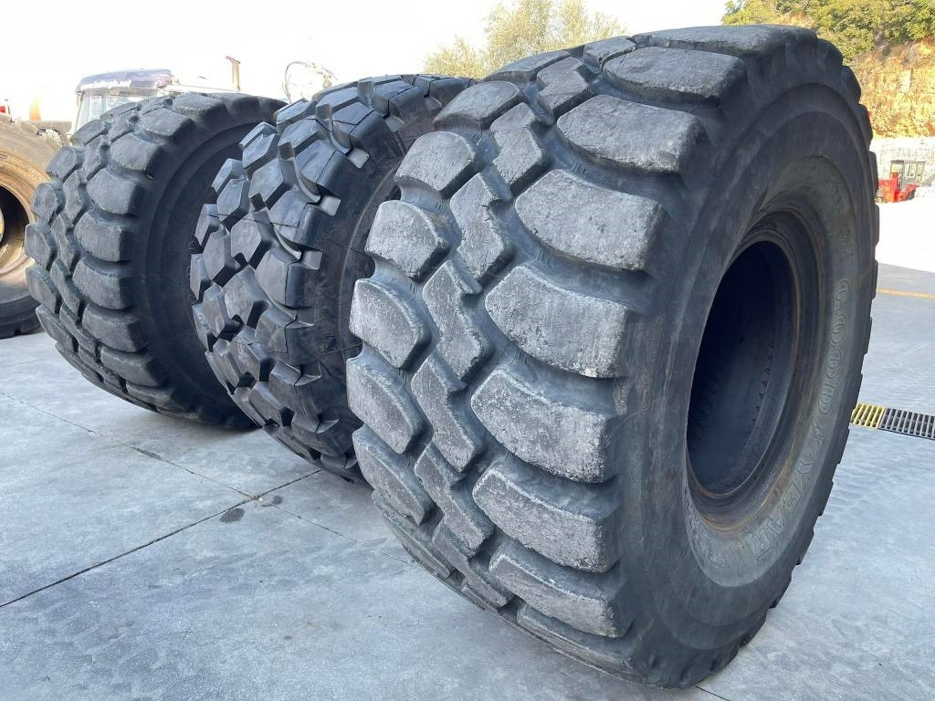 Wheel loader CAT 982M: picture 9 Wheel loader CAT 982M: picture 9