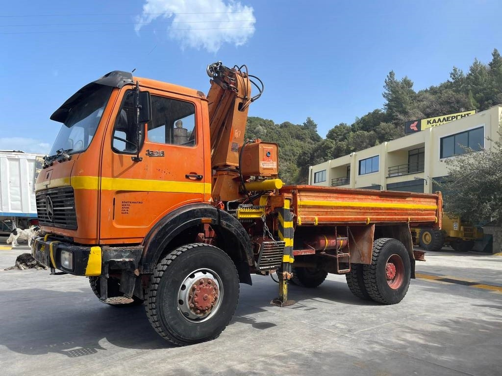 Mercedes-Benz 1626K - Crane truck: picture 1 Mercedes-Benz 1626K - Crane truck: picture 1