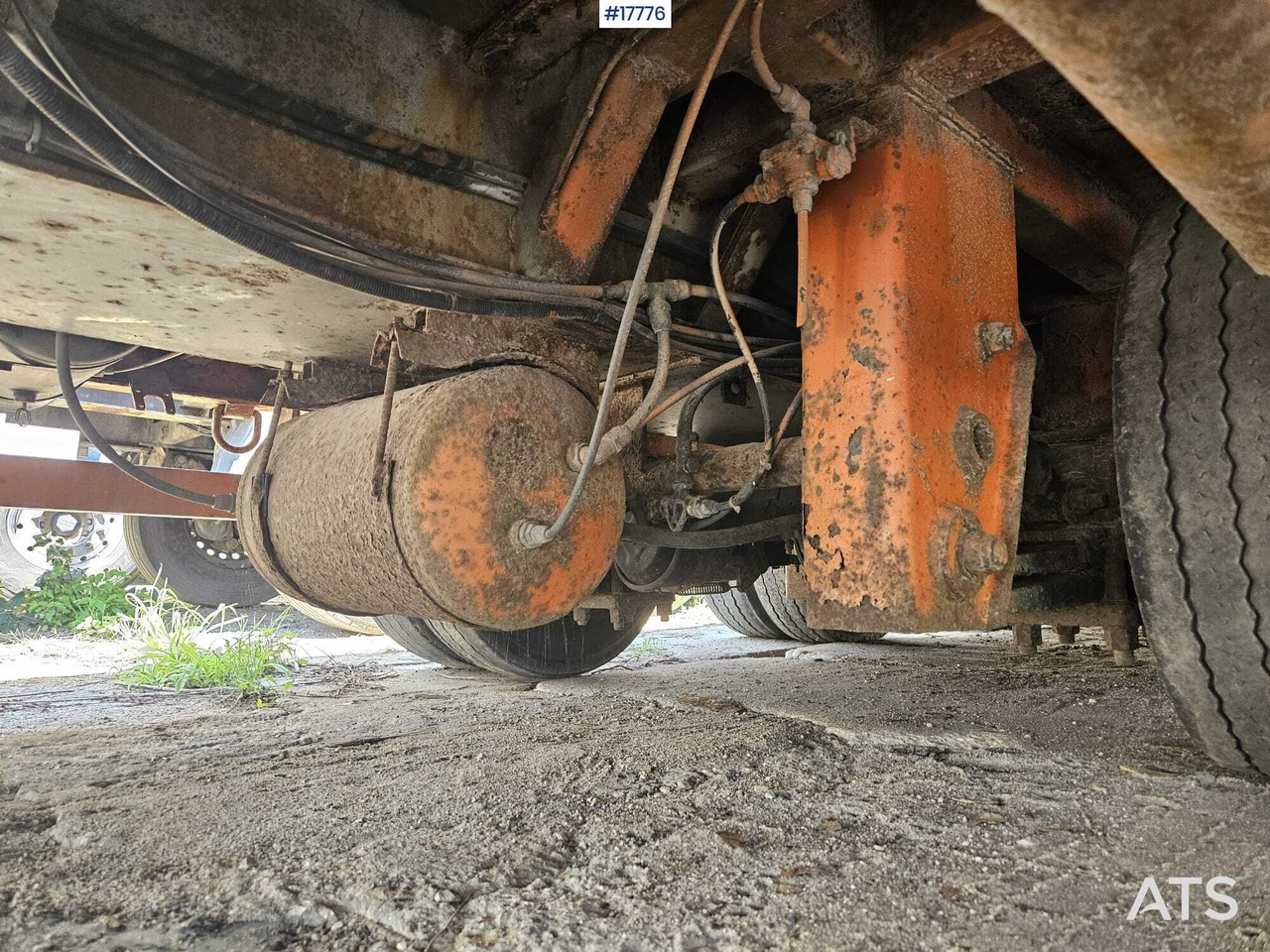 Low loader semi-trailer 1992 Nooteboom OSD: picture 20