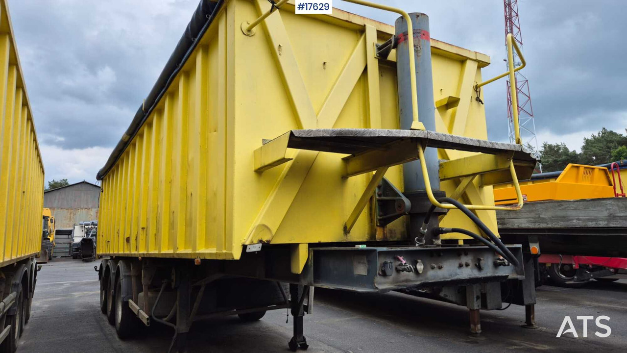 Tipper semi-trailer 2004 Bodex KIS 3W: picture 11