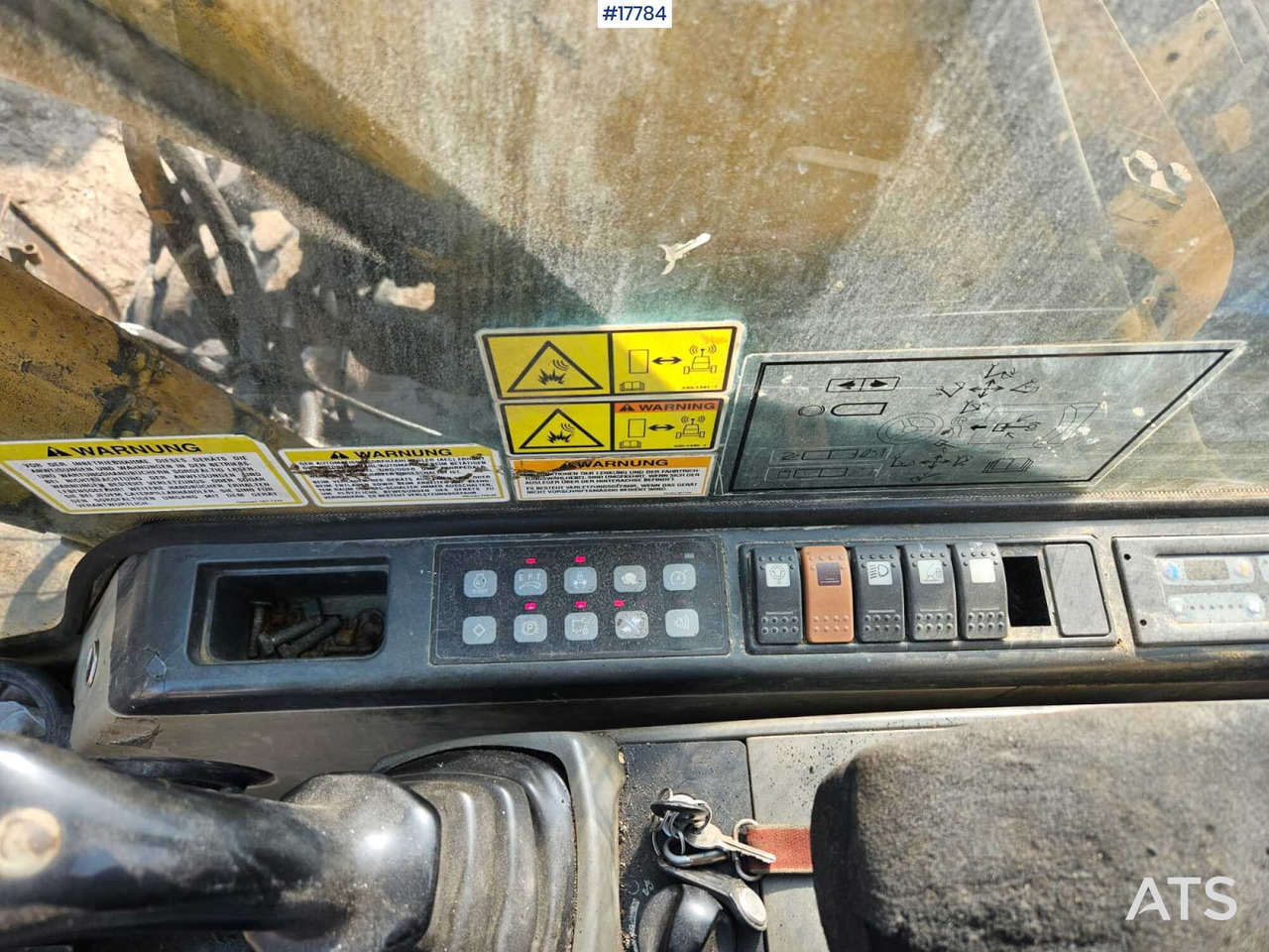 Wheel excavator 2004 CAT M316C: picture 19