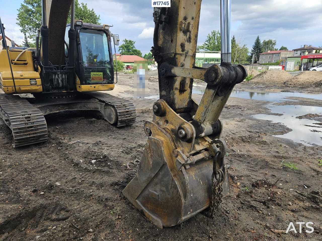 Crawler excavator 2009 CAT 320D: picture 9