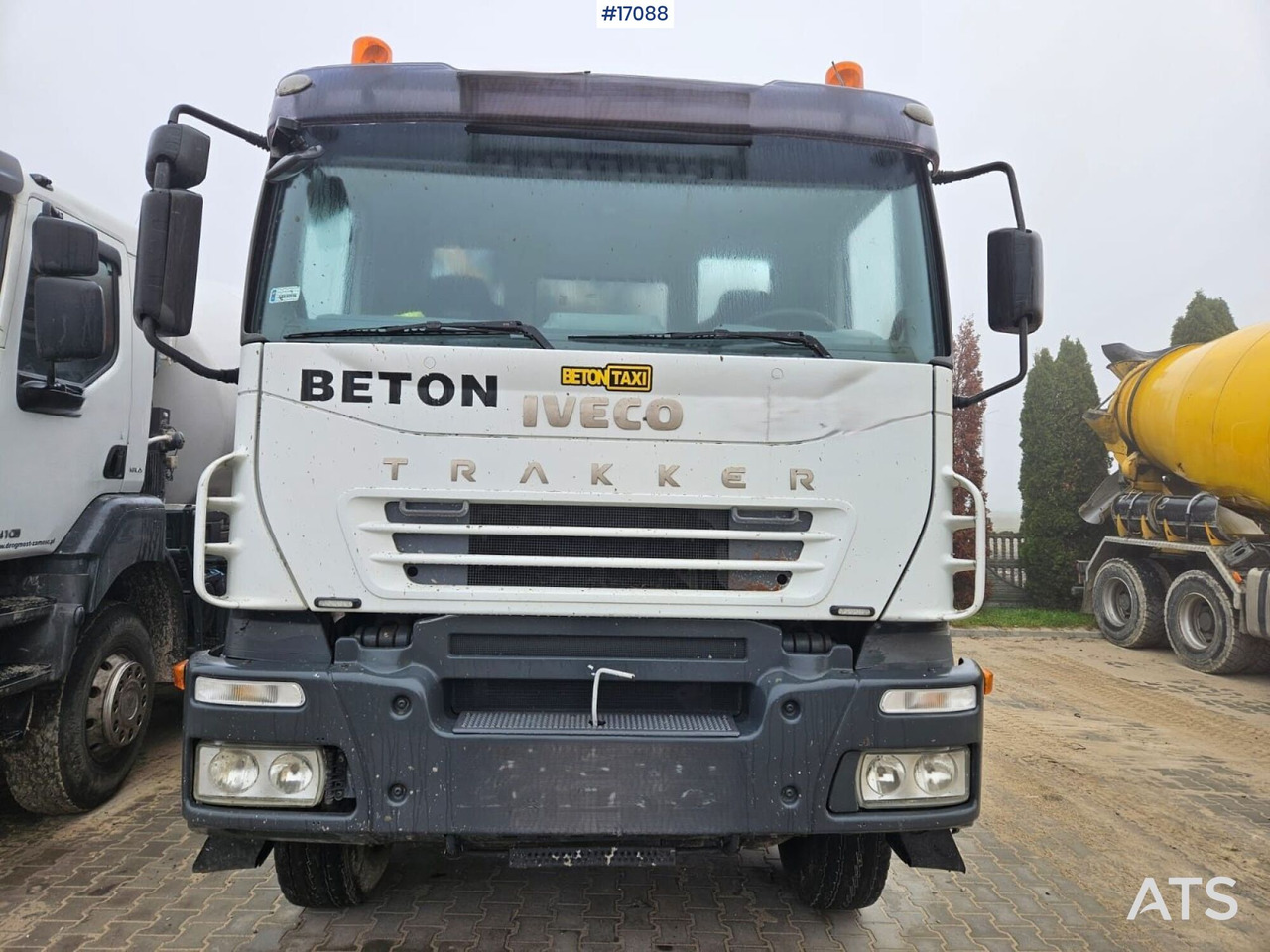 Concrete pump CIFA Magnum MK 28,4 IVECO 8x4 (2006) - Concrete pump truck: picture 4 Concrete pump CIFA Magnum MK 28,4 IVECO 8x4 (2006) - Concrete pump truck: picture 4