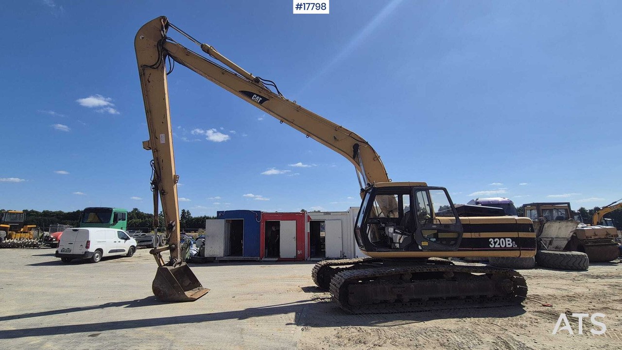 Crawler excavator JCB JS 220 LONG 16m (1997) - Crawler excavator: picture 4 Crawler excavator JCB JS 220 LONG 16m (1997) - Crawler excavator: picture 4