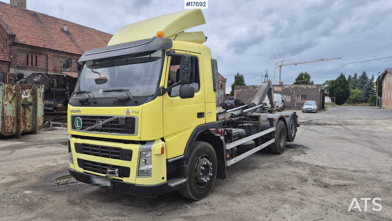 VOLVO FM 440 EURO 5 hooklift (2009) - Other machinery: picture 4 VOLVO FM 440 EURO 5 hooklift (2009) - Other machinery: picture 4