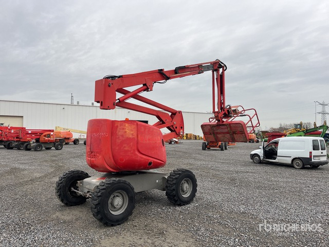 2011 Haulotte HA16SPX 4WD Diesel Articulating Boom Lift - Articulated boom: picture 2 2011 Haulotte HA16SPX 4WD Diesel Articulating Boom Lift - Articulated boom: picture 2