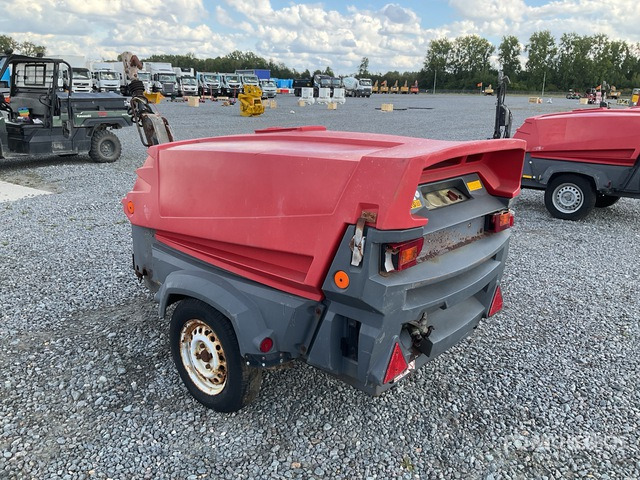 2013 Atlas Copco XAS57 Mobile Air Compressor - Air compressor: picture 3 2013 Atlas Copco XAS57 Mobile Air Compressor - Air compressor: picture 3