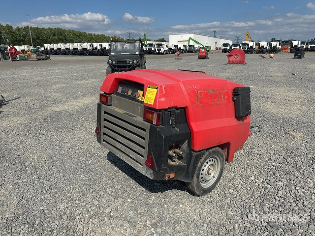 2013 Kaeser M 31 PE Mobile Air Compressor - Air compressor: picture 3 2013 Kaeser M 31 PE Mobile Air Compressor - Air compressor: picture 3