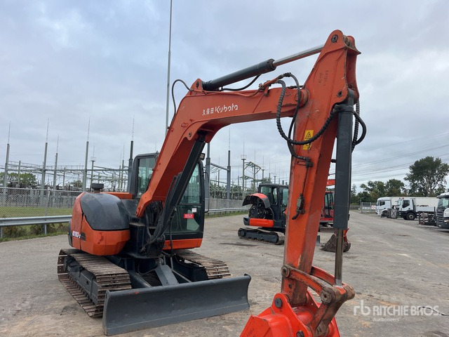 Crawler excavator 2013 Kubota KX183-3 Tracked Excavator: picture 6
