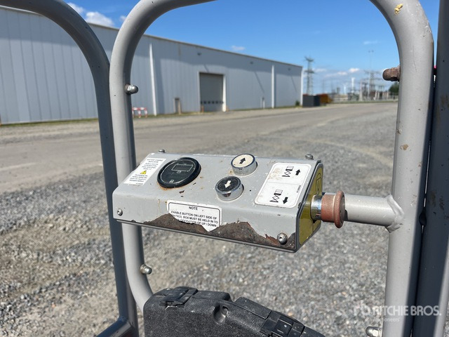 2014 Snorkel Push 8 Pro Scissor Lift - Scissor lift: picture 5 2014 Snorkel Push 8 Pro Scissor Lift - Scissor lift: picture 5