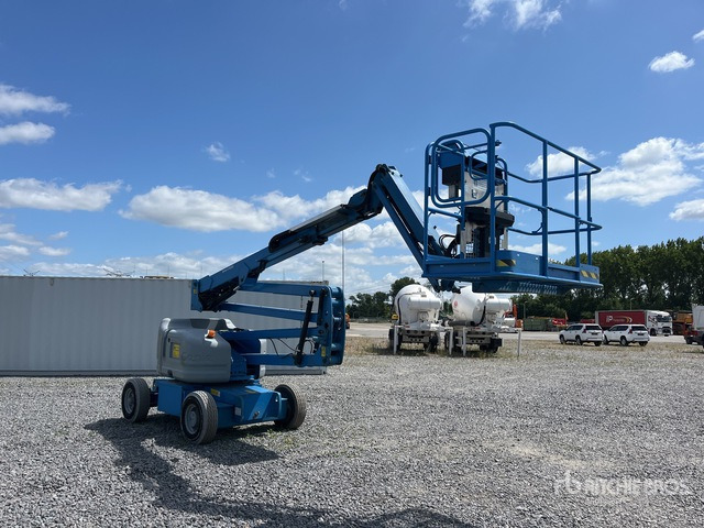 2016 Genie Z-45/25J 2WD Electric Articulating Boom Lift - Articulated boom: picture 4 2016 Genie Z-45/25J 2WD Electric Articulating Boom Lift - Articulated boom: picture 4
