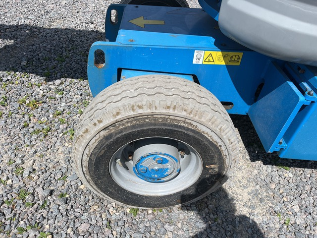 2016 Genie Z-45/25J 2WD Electric Articulating Boom Lift - Articulated boom: picture 5 2016 Genie Z-45/25J 2WD Electric Articulating Boom Lift - Articulated boom: picture 5