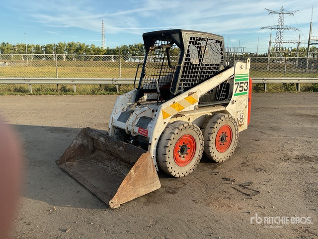 Bobcat 753 Skid Steer Loader - Skid steer loader: picture 1 Bobcat 753 Skid Steer Loader - Skid steer loader: picture 1
