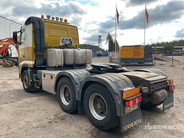 2012 Volvo FH16-600 6x4 T/A Sleeper Truck Tractor - Tractor unit: picture 4 2012 Volvo FH16-600 6x4 T/A Sleeper Truck Tractor - Tractor unit: picture 4