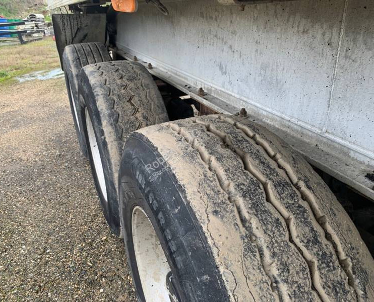 Benalu MultiRunner C34CSB01 - Tipper semi-trailer: picture 4 Benalu MultiRunner C34CSB01 - Tipper semi-trailer: picture 4