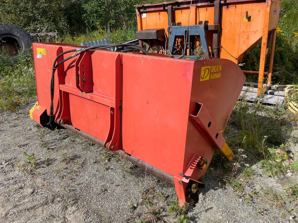 Duun SA 1800 - Sand/ Salt spreader: picture 2 Duun SA 1800 - Sand/ Salt spreader: picture 2