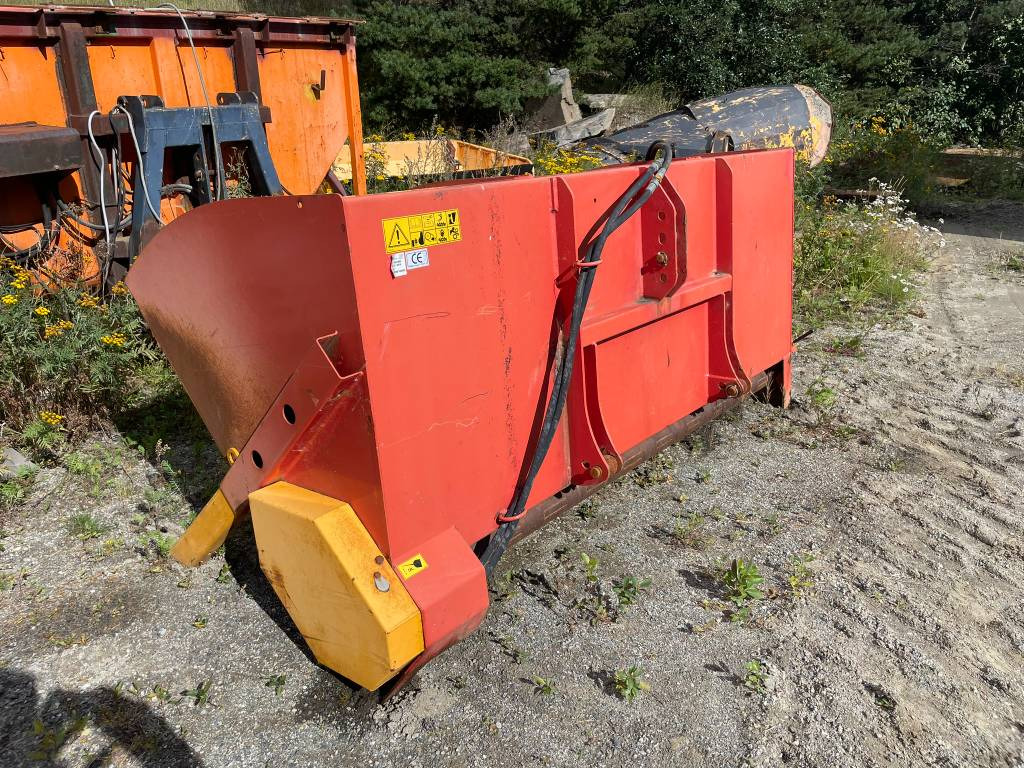 Duun SA 1800 - Sand/ Salt spreader: picture 4 Duun SA 1800 - Sand/ Salt spreader: picture 4