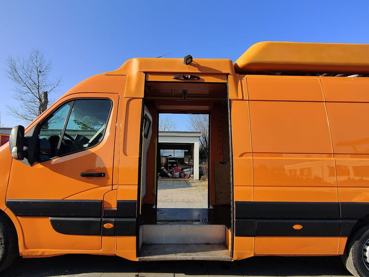 Lease a Renault Master Blaszak Roboty drogowe Pomoc drogowa Auto Serwisowe Oświe  Renault Master Blaszak Roboty drogowe Pomoc drogowa Auto Serwisowe Oświe: picture 9