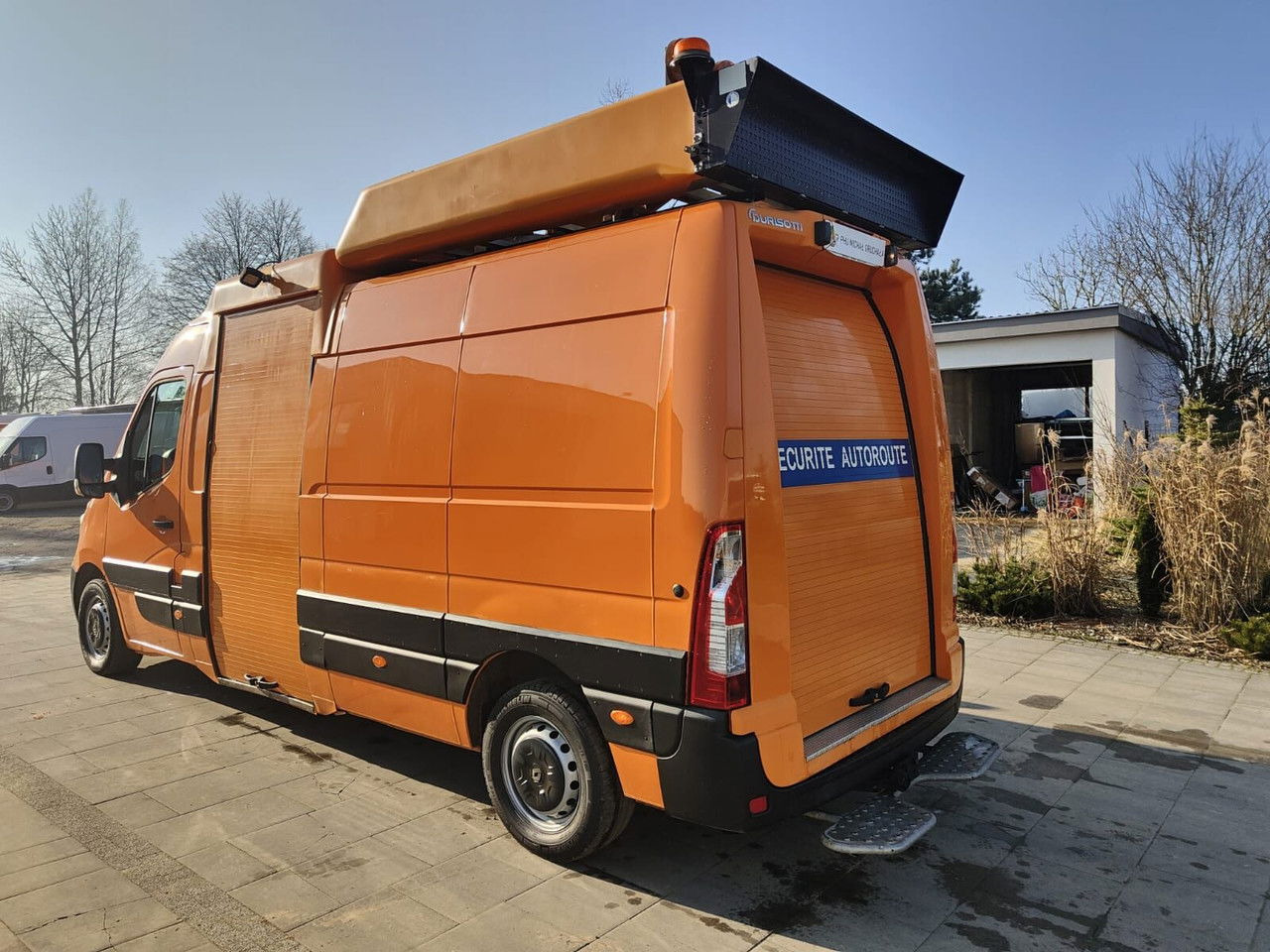 Lease a Renault Master Blaszak Roboty drogowe Pomoc drogowa Auto Serwisowe Oświe  Renault Master Blaszak Roboty drogowe Pomoc drogowa Auto Serwisowe Oświe: picture 6