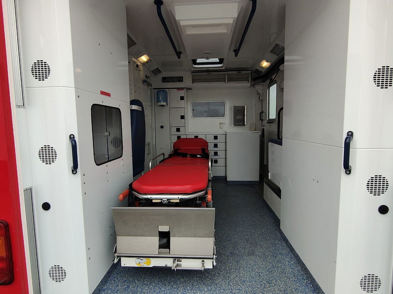 Ambulance Renault Master Karetka Ambulans pogotowie kontenerowe Kamper: picture 13