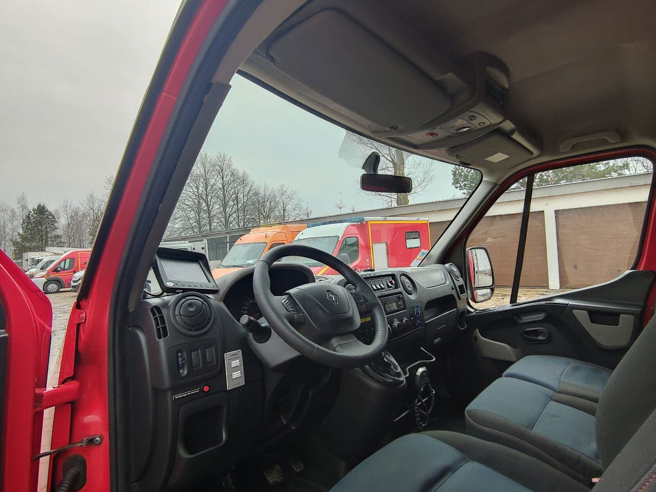 Ambulance Renault Master Karetka Ambulans pogotowie kontenerowe Kamper: picture 27