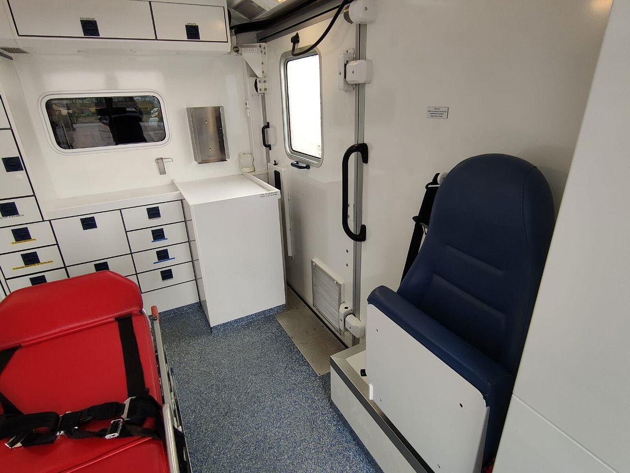 Ambulance Renault Master Karetka Ambulans pogotowie kontenerowe Kamper: picture 17