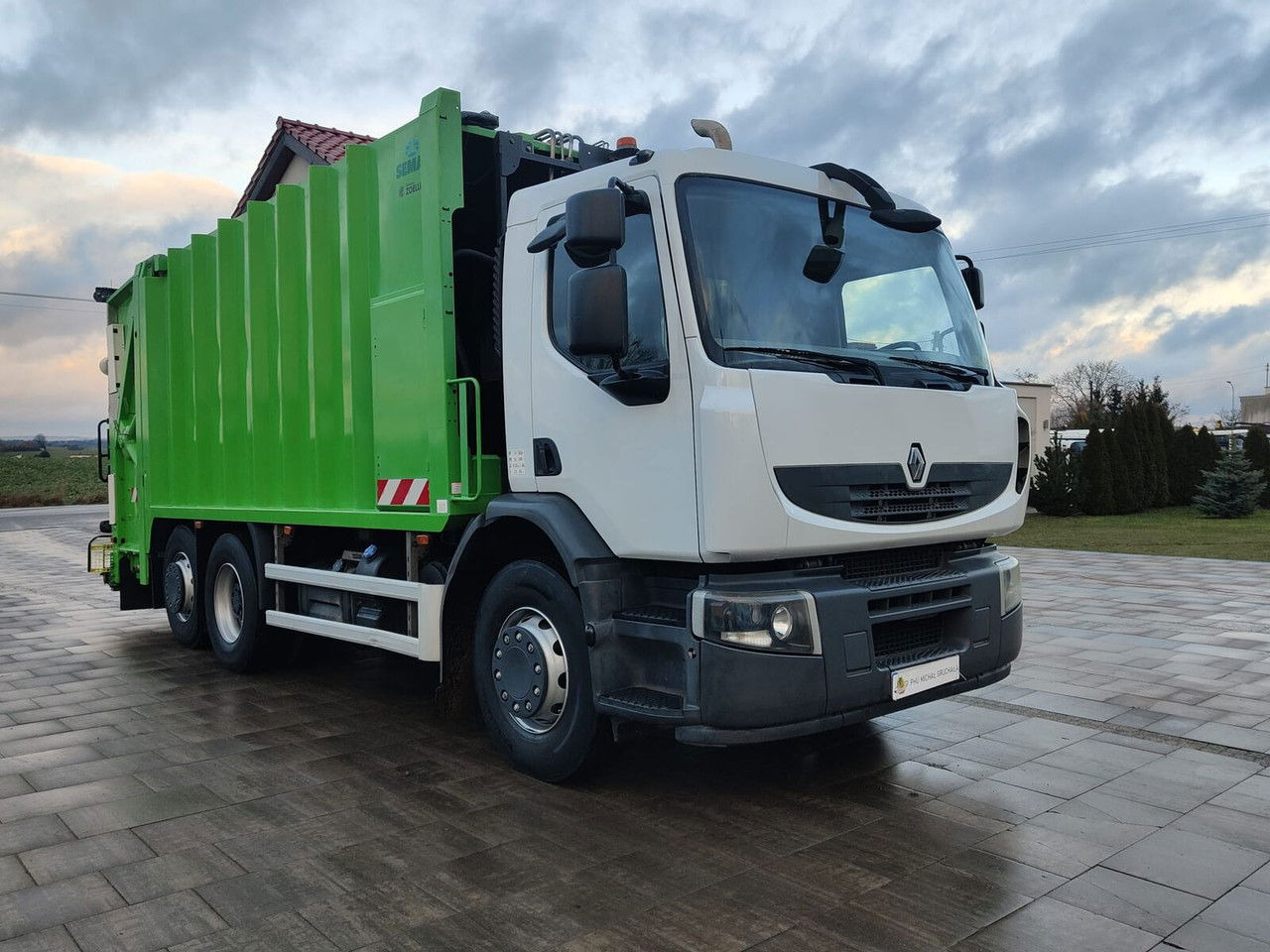 Renault Premium 340 - Garbage truck: picture 1 Renault Premium 340 - Garbage truck: picture 1