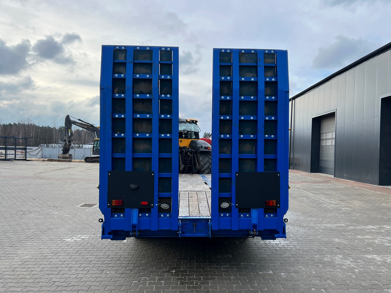 Andover CBDB24 - Low loader trailer: picture 4 Andover CBDB24 - Low loader trailer: picture 4